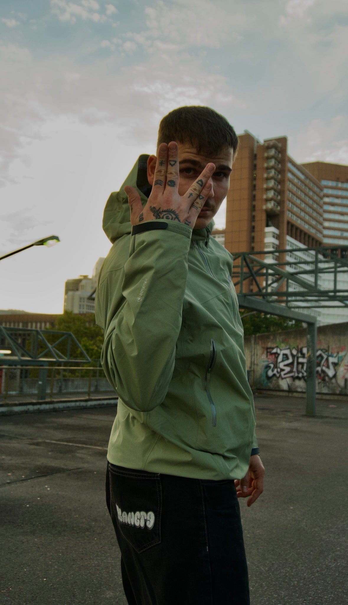 GREEN RAIN-JACKET