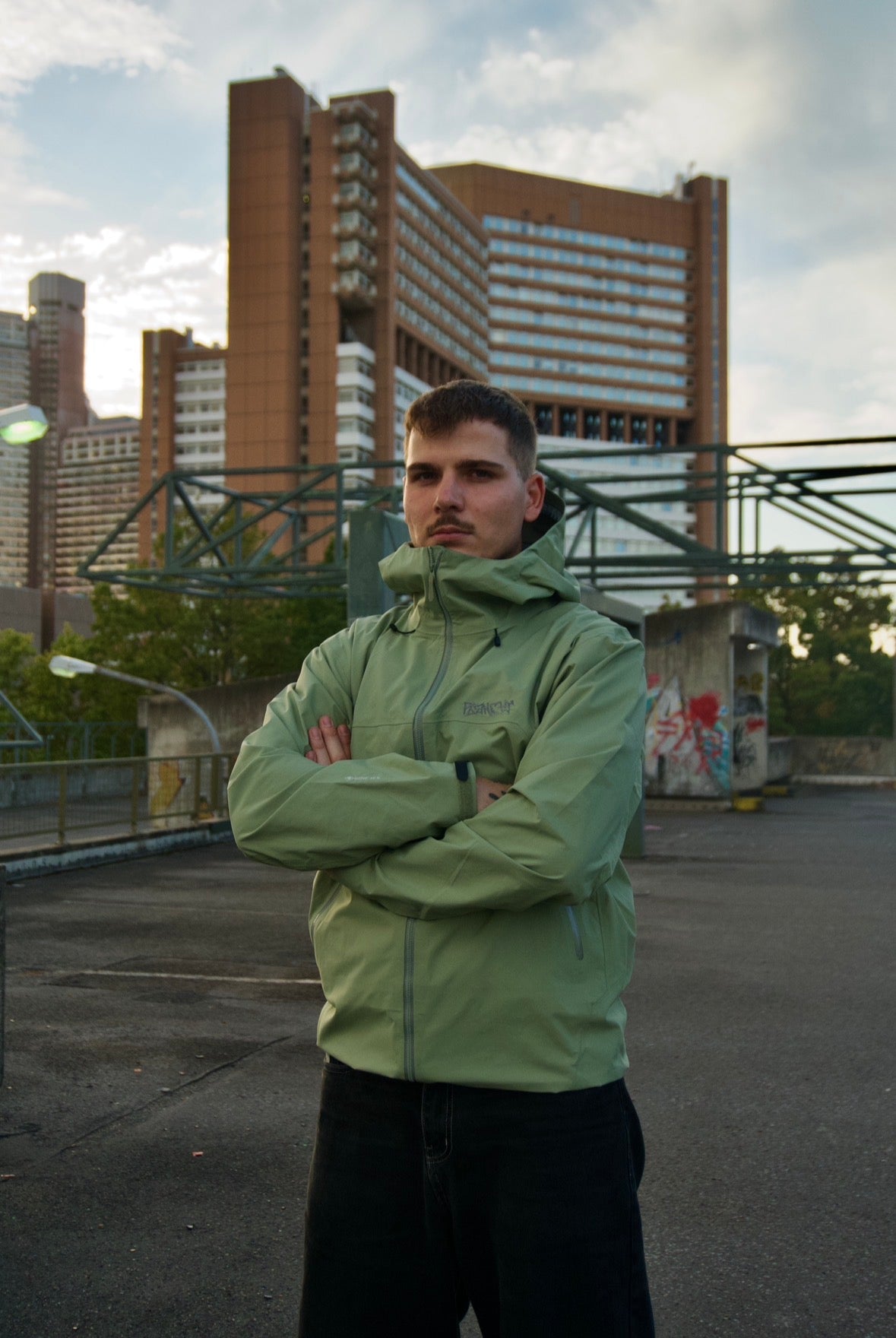 GREEN RAIN-JACKET